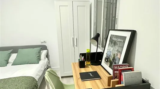 Rooms in Getafe - photo 9