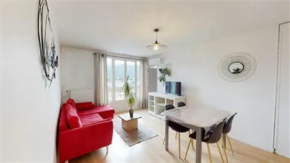 Room for rent in Grenoble, Auvergne-Rhône-Alpes