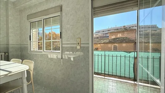 Rooms in Zaragoza - photo 10