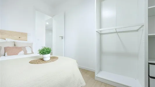 Rooms in el Camí de Vera - photo 4