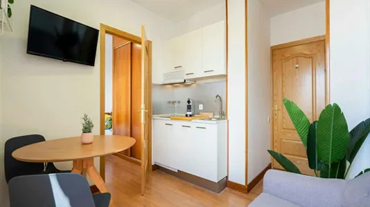 Rooms in Madrid Tetuán - photo 8