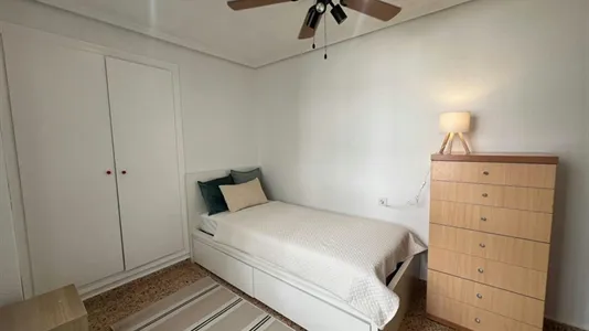 Rooms in Alboraya - photo 1