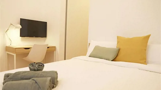 Rooms in Barcelona Sant Martí - photo 2