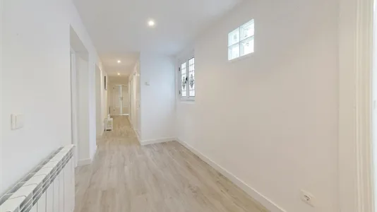 Rooms in Madrid Centro - photo 7