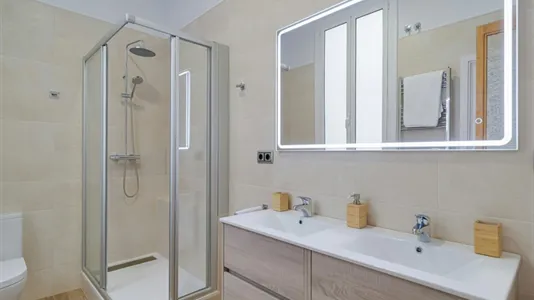 Rooms in Barcelona Eixample - photo 4