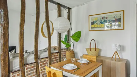 Apartments in Paris 17ème arrondissement - photo 7