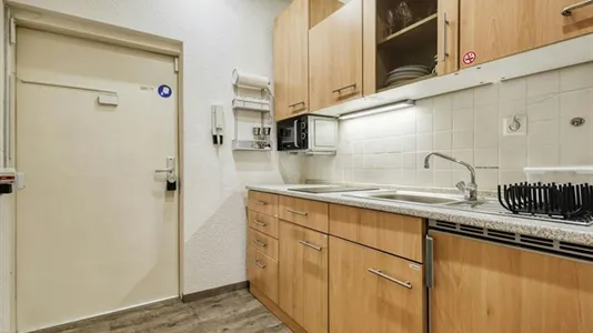 Houses in Dusseldorf - photo 8