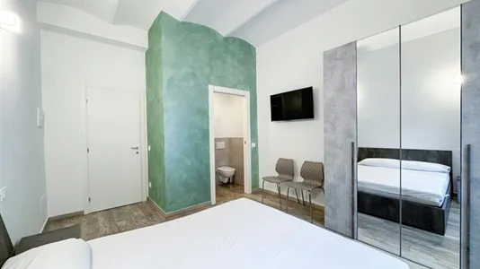 Rooms in Florence - photo 2