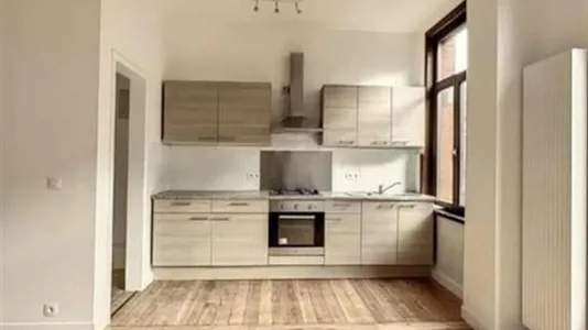 Rooms in Brussels Sint-Gillis - photo 2