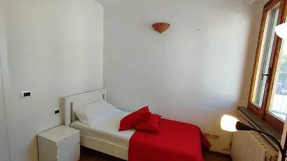 Room for rent in Florence, Toscana