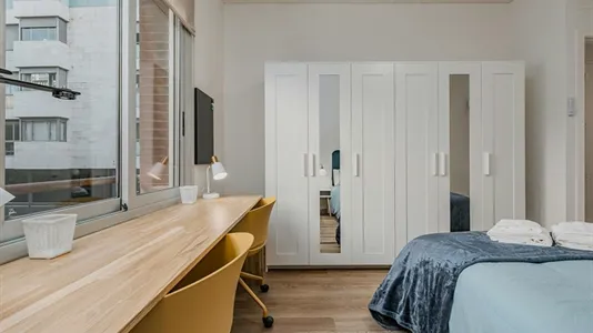 Rooms in Cornellà de Llobregat - photo 7