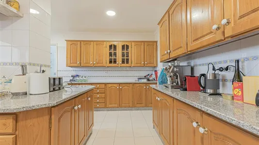 Rooms in Sintra - photo 9