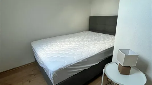 Rooms in Essen - photo 4