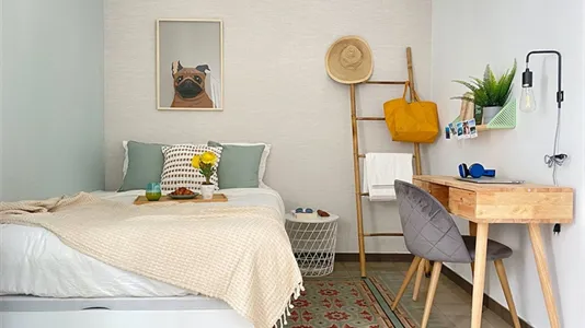 Rooms in Barcelona Eixample - photo 7