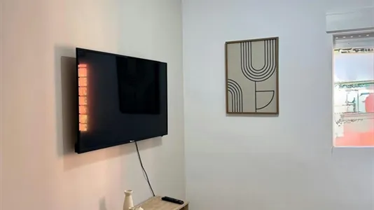 Rooms in Granada - photo 3