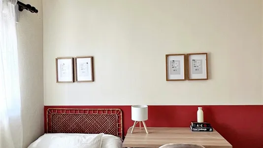 Rooms in Madrid Hortaleza - photo 4