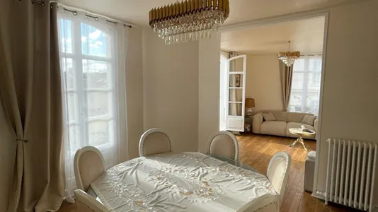 Apartments in Grasse - photo 2