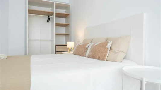 Rooms in Valencia L'Eixample - photo 5