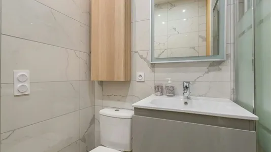 Apartments in Lyon - photo 6