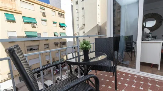 Rooms in Málaga - photo 10