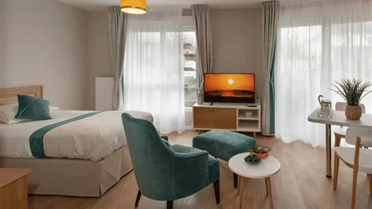 Apartments in Rouen - photo 2