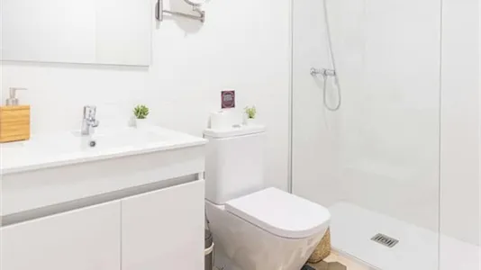 Rooms in Valencia L'Eixample - photo 8