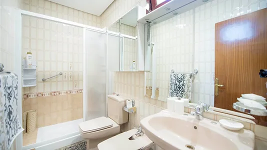 Rooms in Bilbao - photo 8