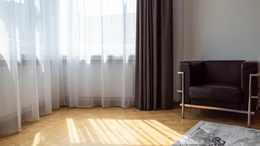 Apartments in Zürich Distrikt 8 - photo 5