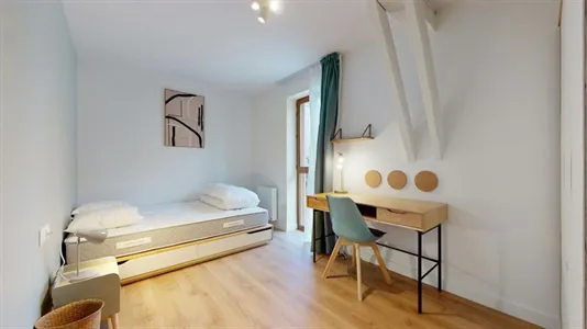 Rooms in Lyon - photo 10