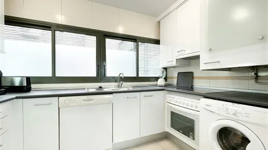 Apartments in El Encinar de los Reyes - photo 8