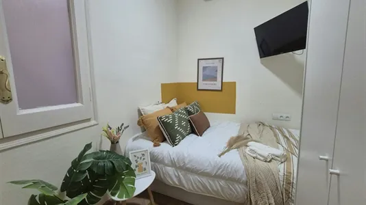 Rooms in Barcelona Les Corts - photo 1