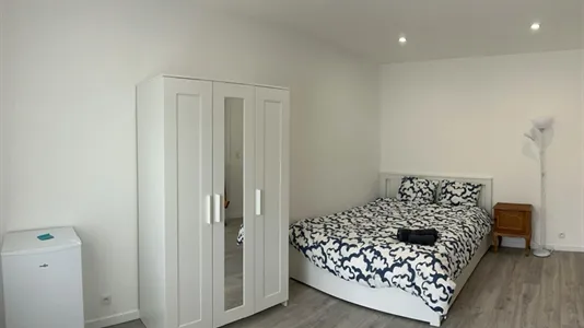 Rooms in Charleroi - photo 5