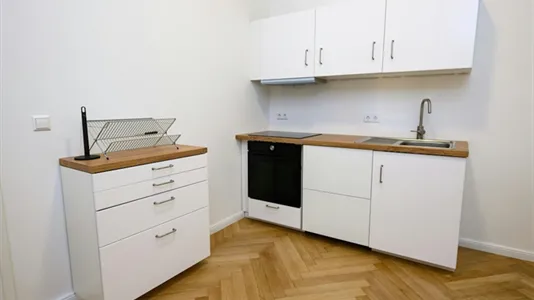 Rooms in Berlin Charlottenburg-Wilmersdorf - photo 4