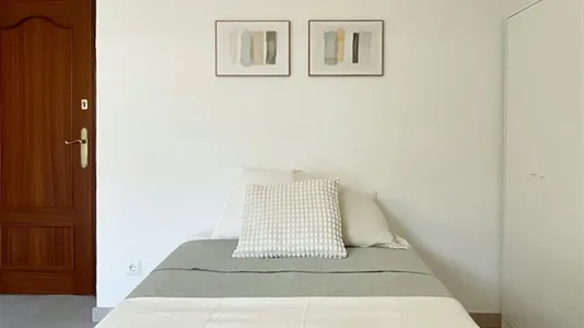 Rooms in Zaragoza - photo 2