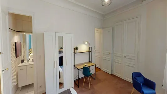 Rooms in Paris 17ème arrondissement - photo 1