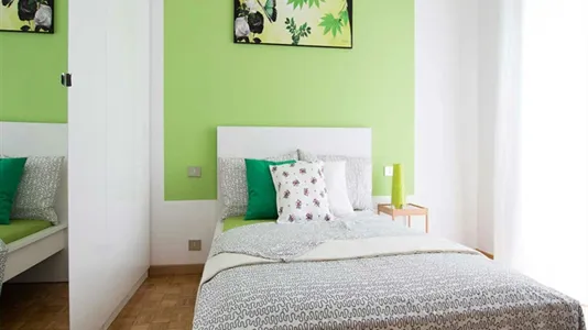 Rooms in Milano Zona 8 - Fiera, Gallaratese, Quarto Oggiaro - photo 1