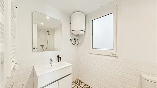Rooms in Barcelona Eixample - photo 8