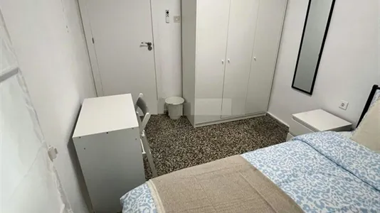 Rooms in Mislata - photo 4