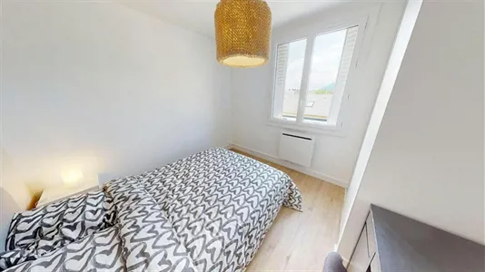 Rooms in Grenoble - photo 2