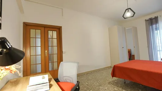 Rooms in Pozzuoli - photo 4