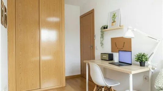 Rooms in Adaro - photo 3