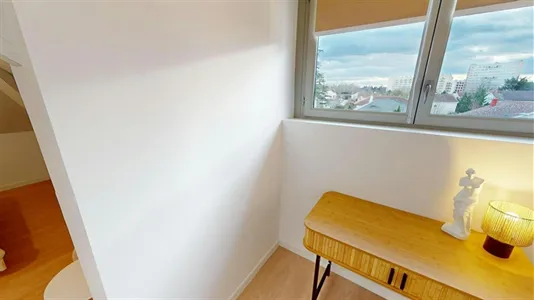 Rooms in Lyon - photo 4