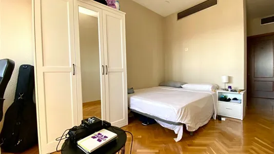 Rooms in Madrid Centro - photo 5
