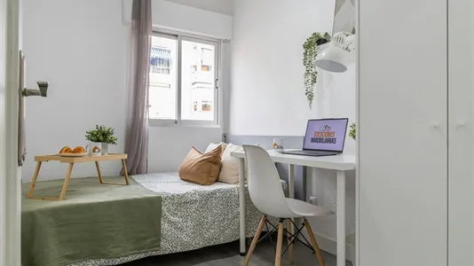 Rooms in Madrid Vicálvaro - photo 1