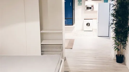 Apartments in Barcelona Ciutat Vella - photo 4