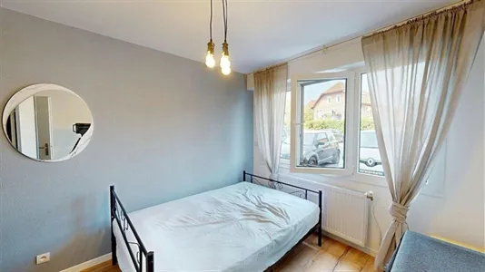 Rooms in Saint-Julien-en-Genevois - photo 3