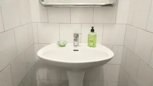 Rooms in Valencia Extramurs - photo 8