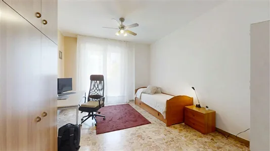 Rooms in Padua - photo 2