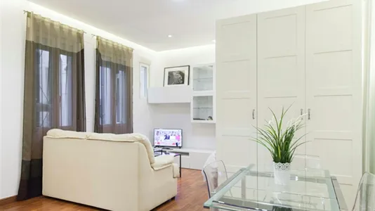 Apartments in Madrid Centro - photo 2