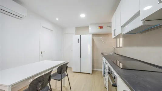 Rooms in el Camí de Vera - photo 10